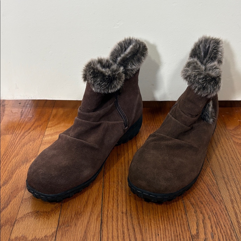 Khombu Lindsey Suede Leather Faux Fur Boots Brown Size 8‎